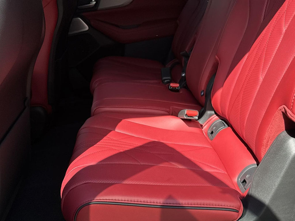 Thumbnail: 2026 Acura MDX - 10