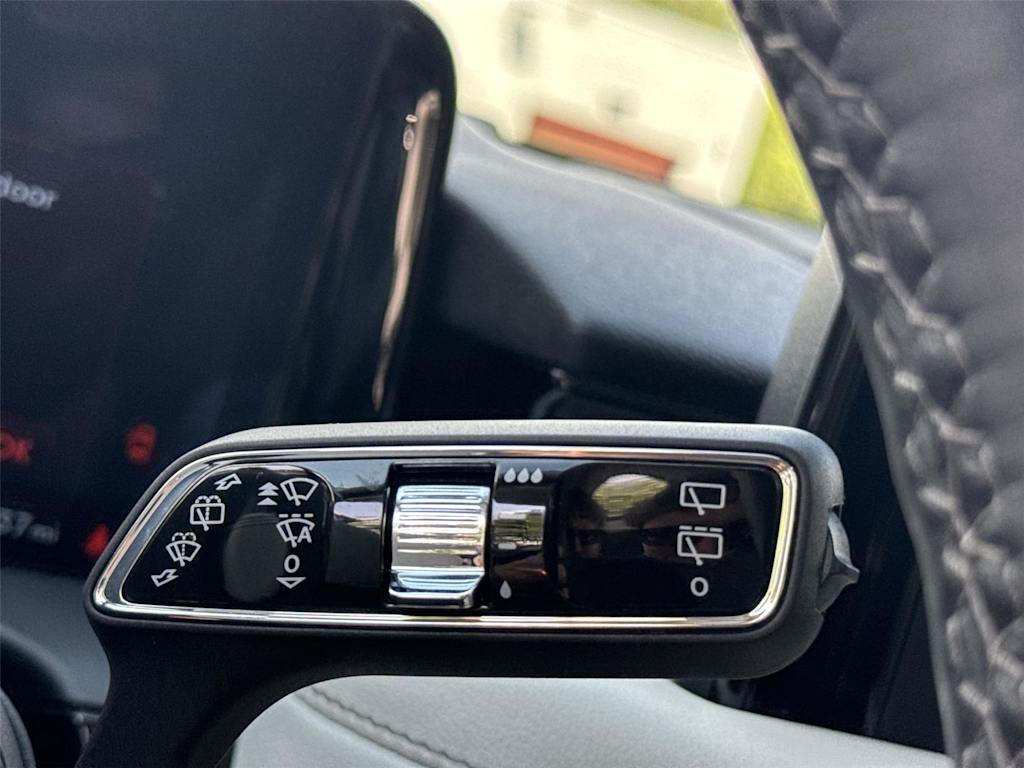 Thumbnail: 2025 Lincoln Aviator - 26