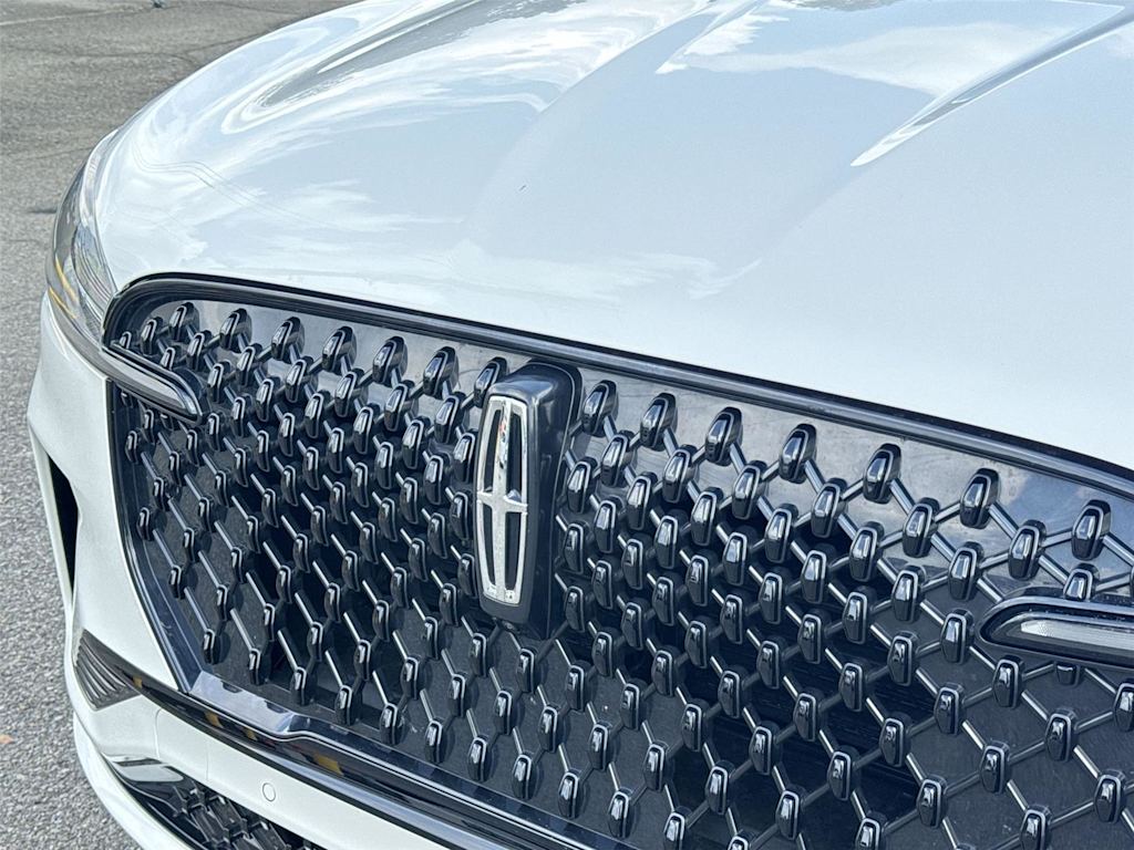 Thumbnail: 2025 Lincoln Aviator - 7