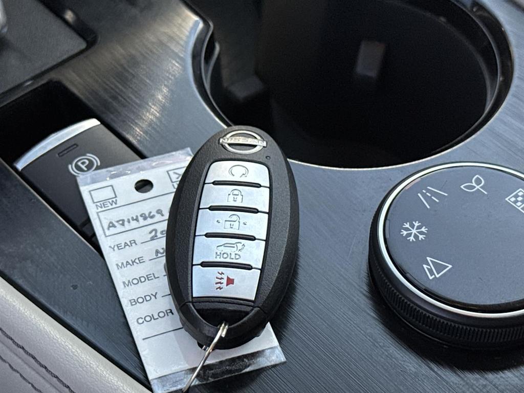 Thumbnail: 2022 Nissan Rogue - 30