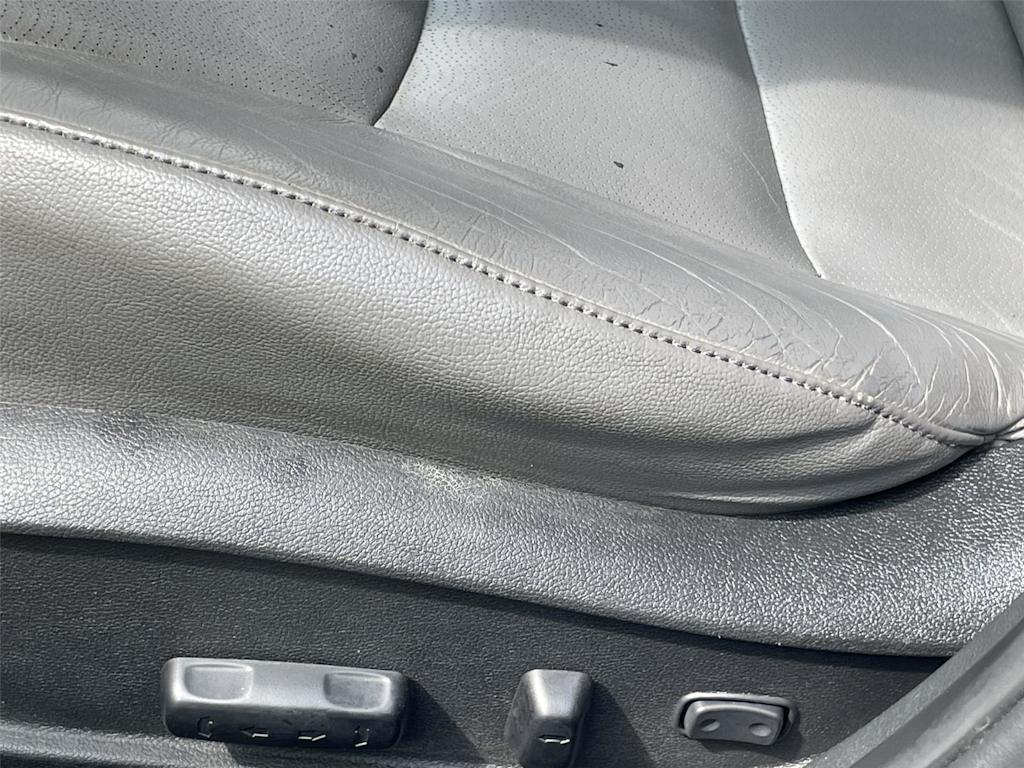 Thumbnail: 2013 Hyundai Elantra - 20