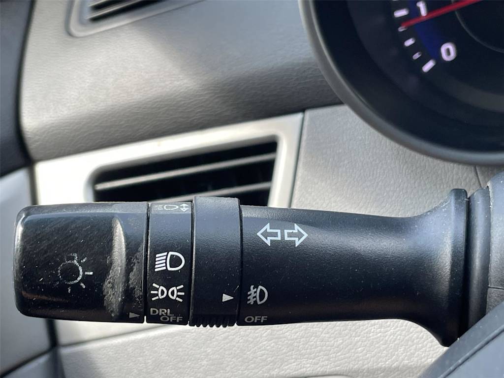 Thumbnail: 2013 Hyundai Elantra - 12