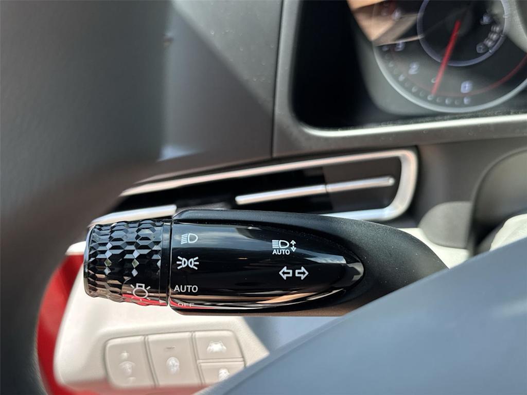 Thumbnail: 2023 Hyundai Elantra - 25