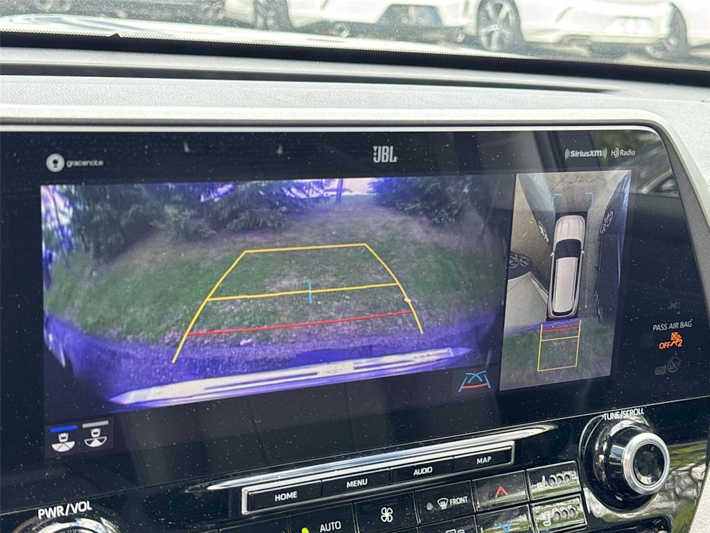 Thumbnail: 2021 Toyota Highlander - 28