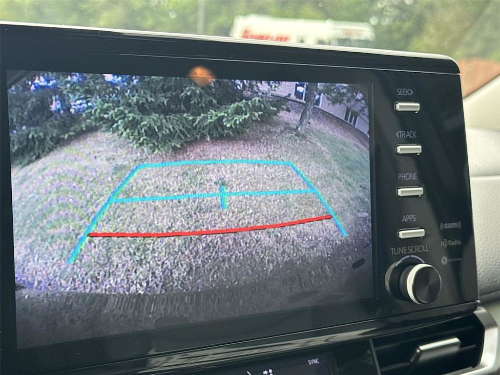 Thumbnail: 2022 Toyota Sienna - 26