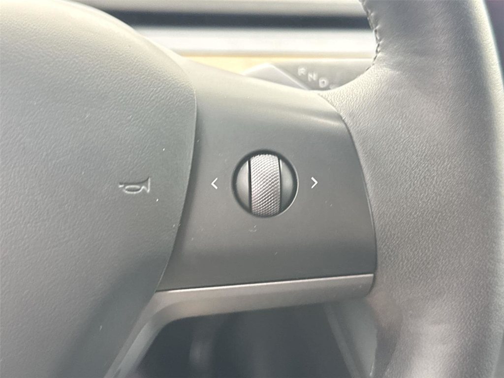 Thumbnail: 2023 Tesla Model Y - 24