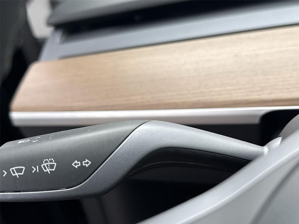 Thumbnail: 2023 Tesla Model Y - 26