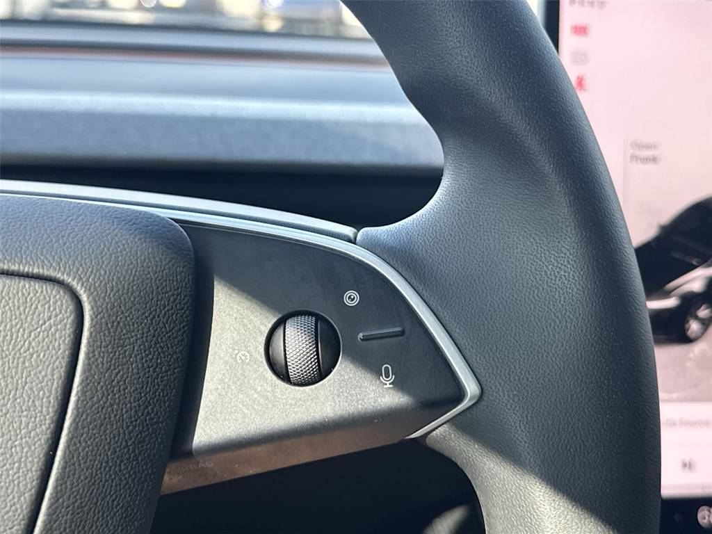 Thumbnail: 2026 Tesla Model Y - 19