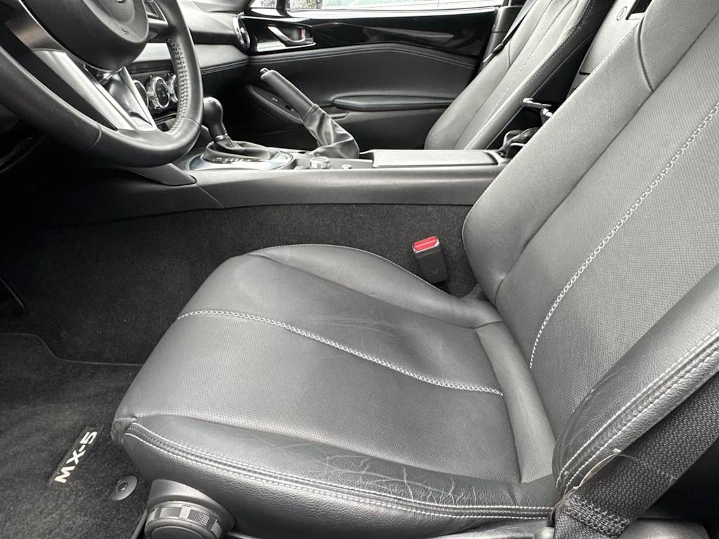 Thumbnail: 2023 Mazda MX-5 Miata - 8