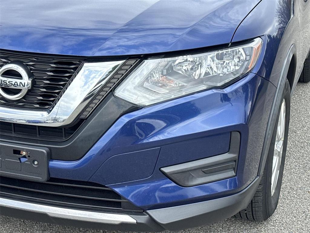 Thumbnail: 2017 Nissan Rogue - 12