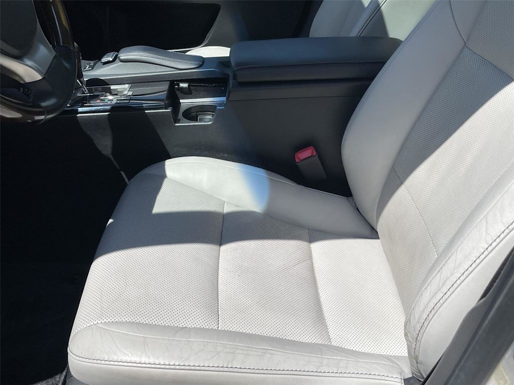 Thumbnail: 2013 Lexus ES - 9