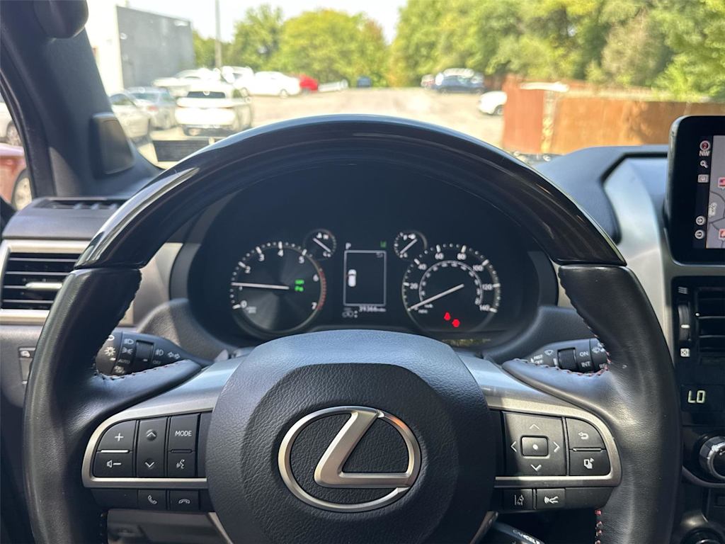 Thumbnail: 2022 Lexus GX - 2