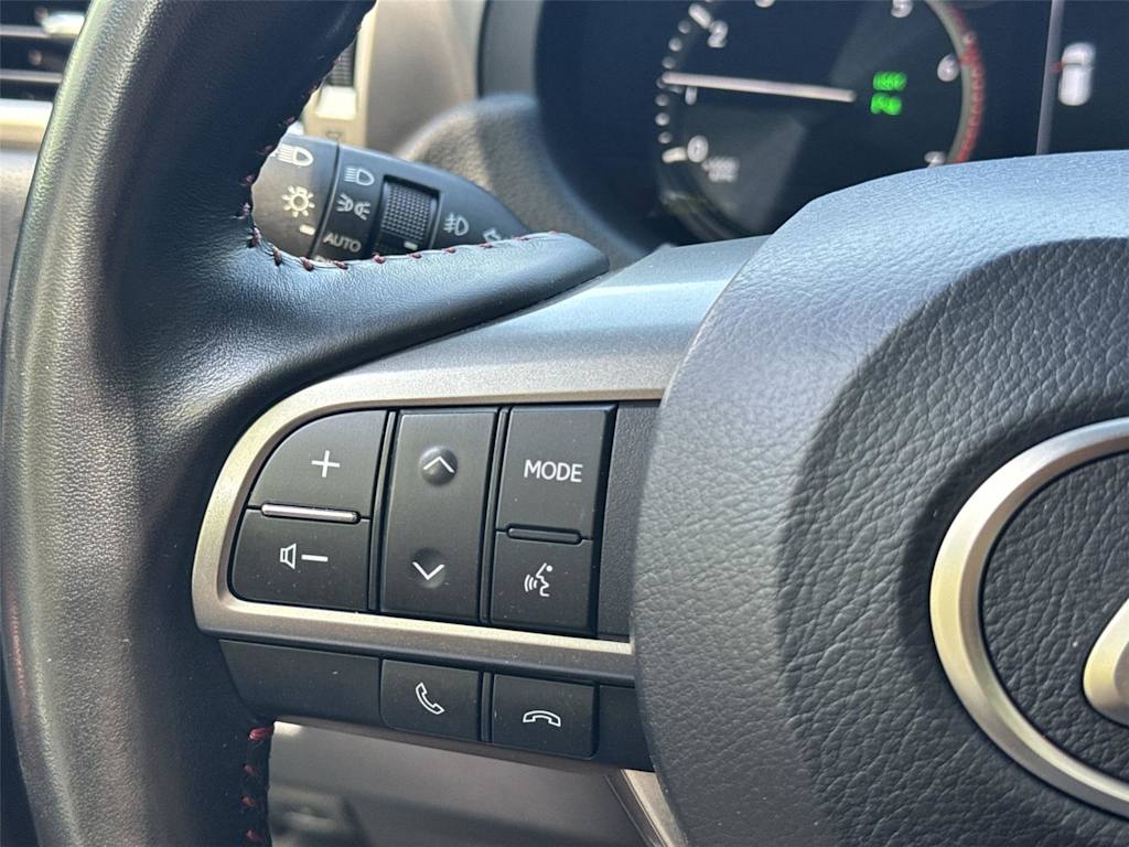 Thumbnail: 2022 Lexus GX - 24