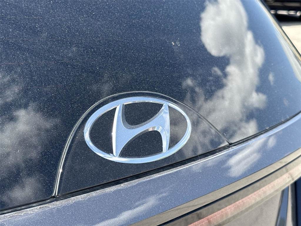 Thumbnail: 2022 Hyundai Tucson - 7