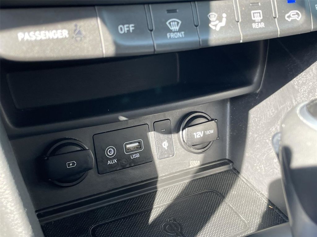 Thumbnail: 2020 Hyundai Kona - 28