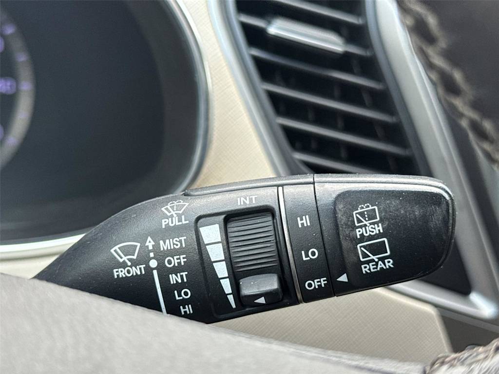 Thumbnail: 2019 Hyundai Santa Fe - 13