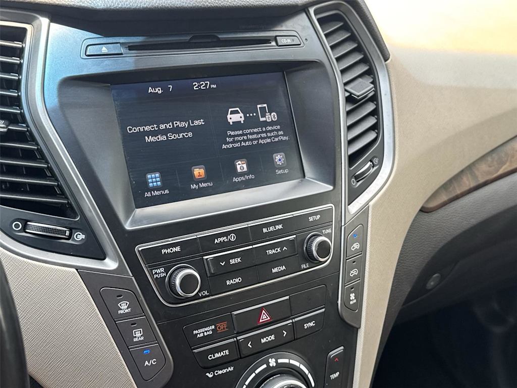 Thumbnail: 2019 Hyundai Santa Fe - 12