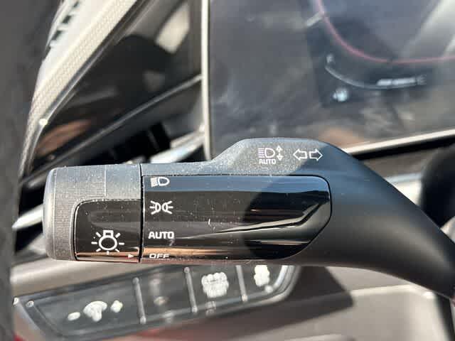 2023 Kia Niro EX 12