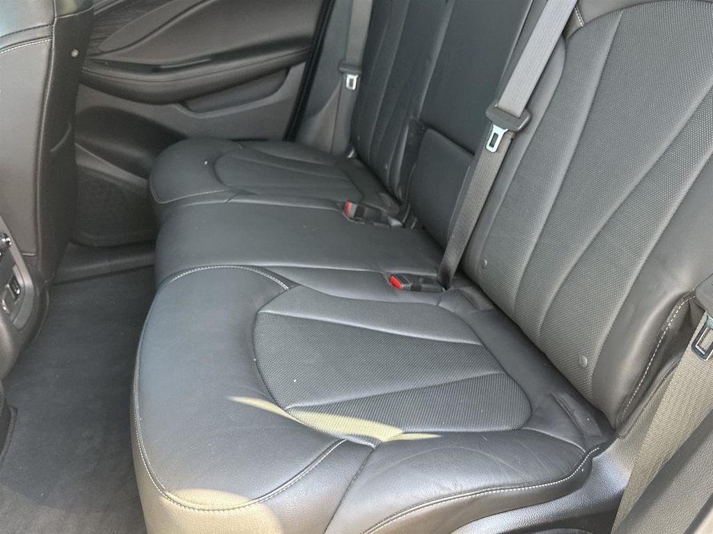 Thumbnail: 2018 Buick Envision - 11