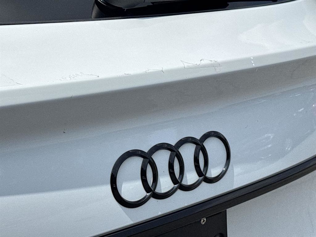 2023 Audi SQ5 Premium Plus 7