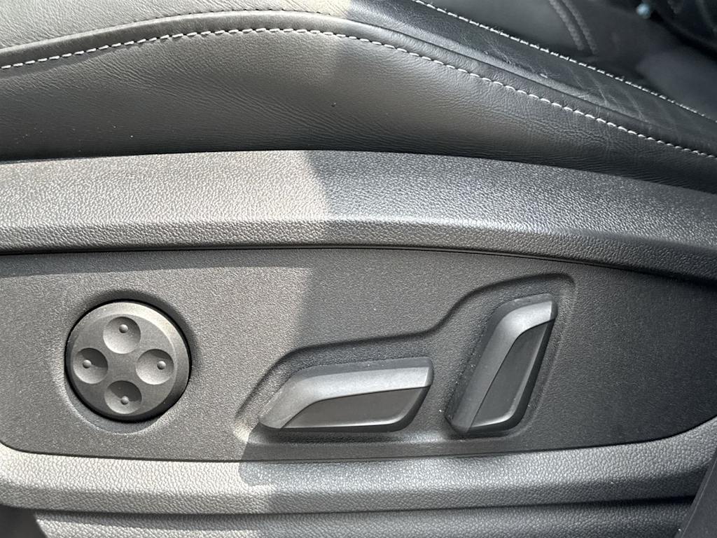 2023 Audi SQ5 Premium Plus 21