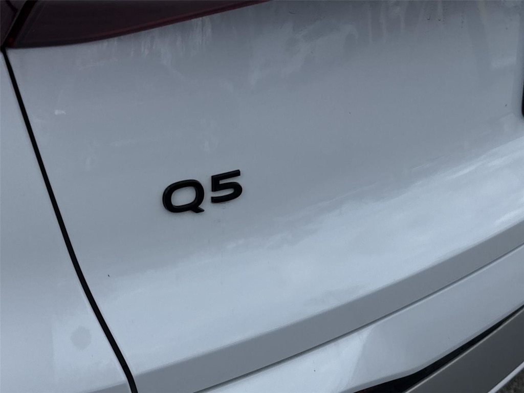 Thumbnail: 2025 Audi Q5 - 15