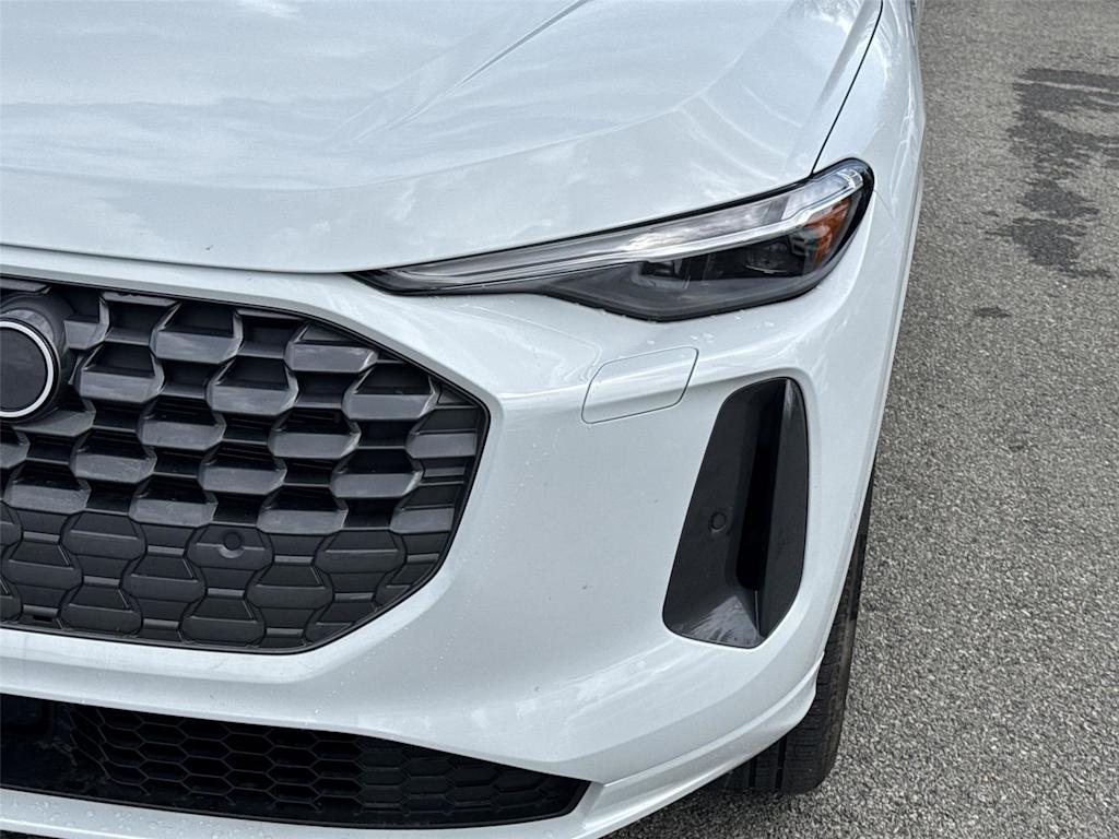 Thumbnail: 2025 Audi Q5 - 14