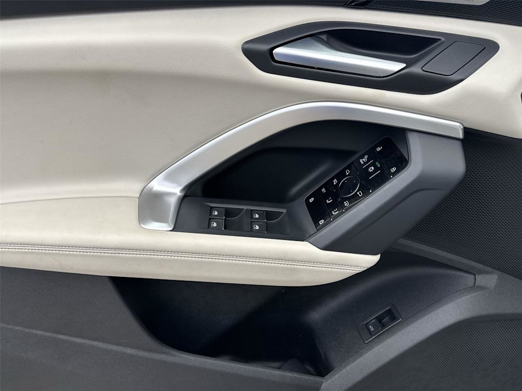 Thumbnail: 2025 Audi Q5 - 19