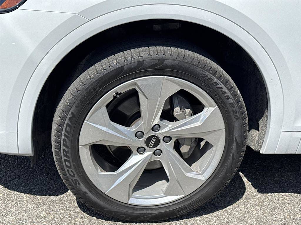 Thumbnail: 2022 Audi Q5 - 7