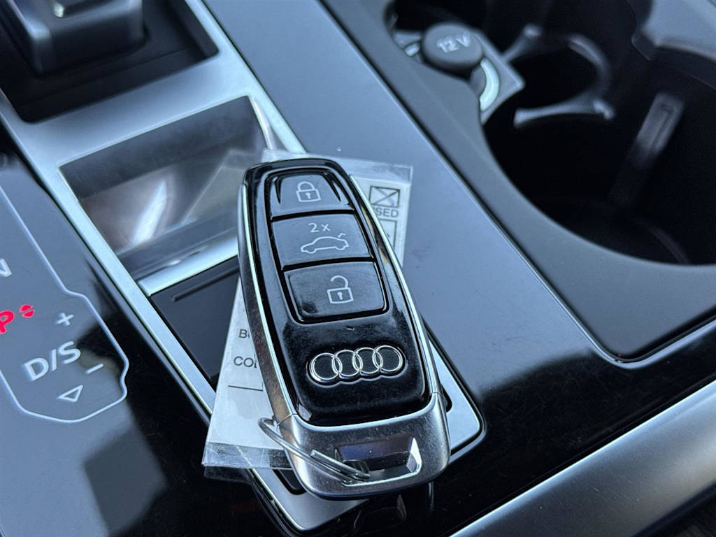 Thumbnail: 2025 Audi Q7 - 28