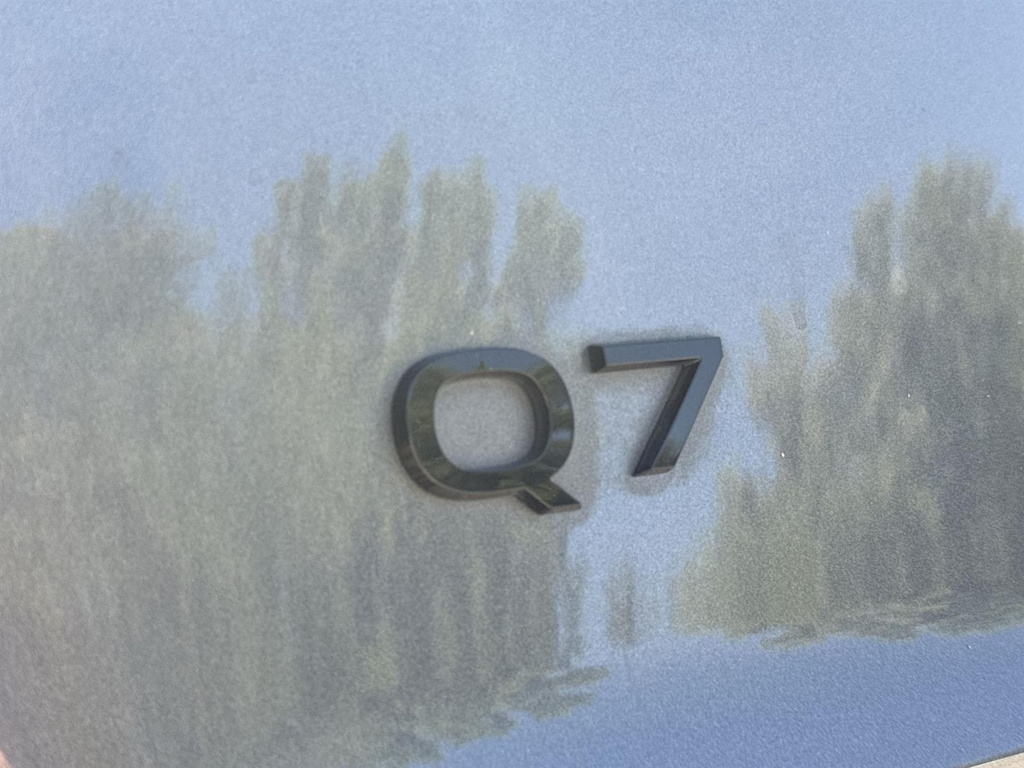 Thumbnail: 2025 Audi Q7 - 20