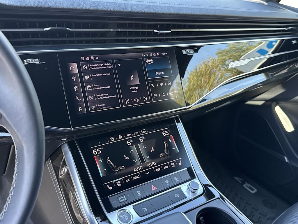Thumbnail: 2025 Audi Q7 - 26