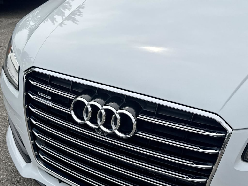 Thumbnail: 2017 Audi A8 - 6