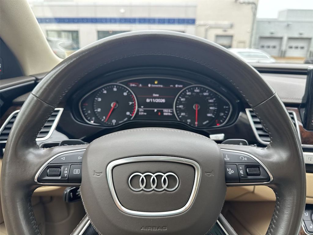 Thumbnail: 2017 Audi A8 - 21