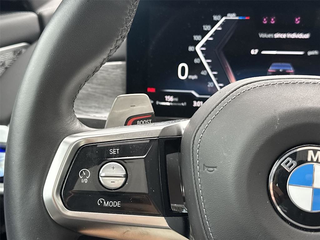 Thumbnail: 2023 BMW 7 Series - 23