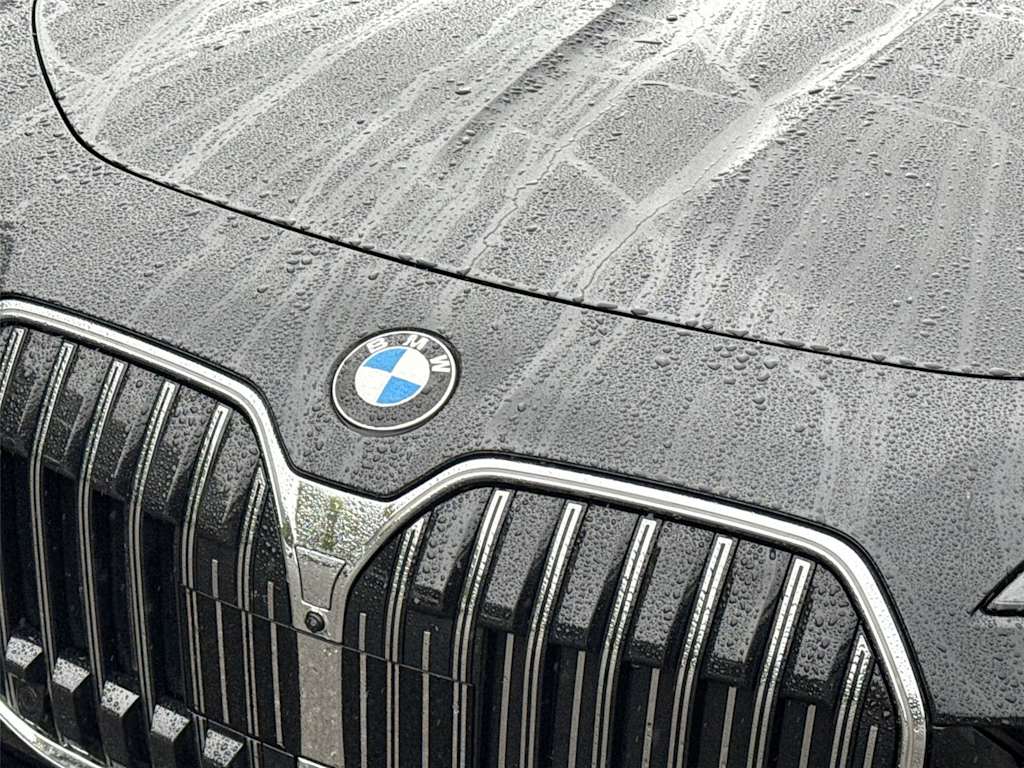 Thumbnail: 2023 BMW 7 Series - 7