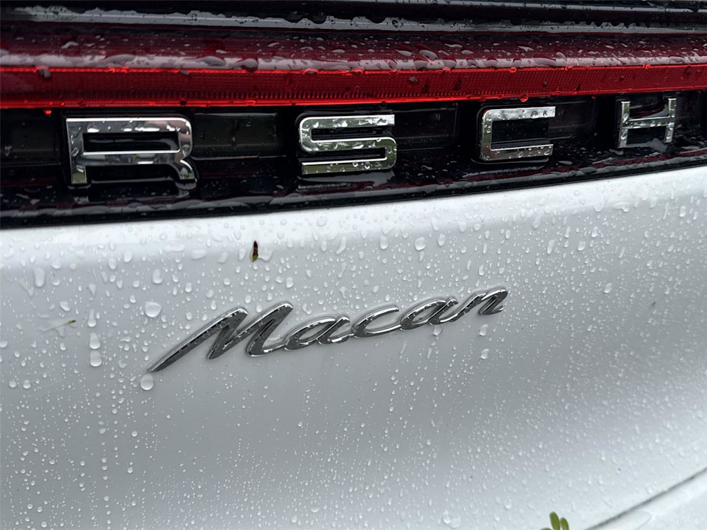 Thumbnail: 2024 Porsche Macan - 19