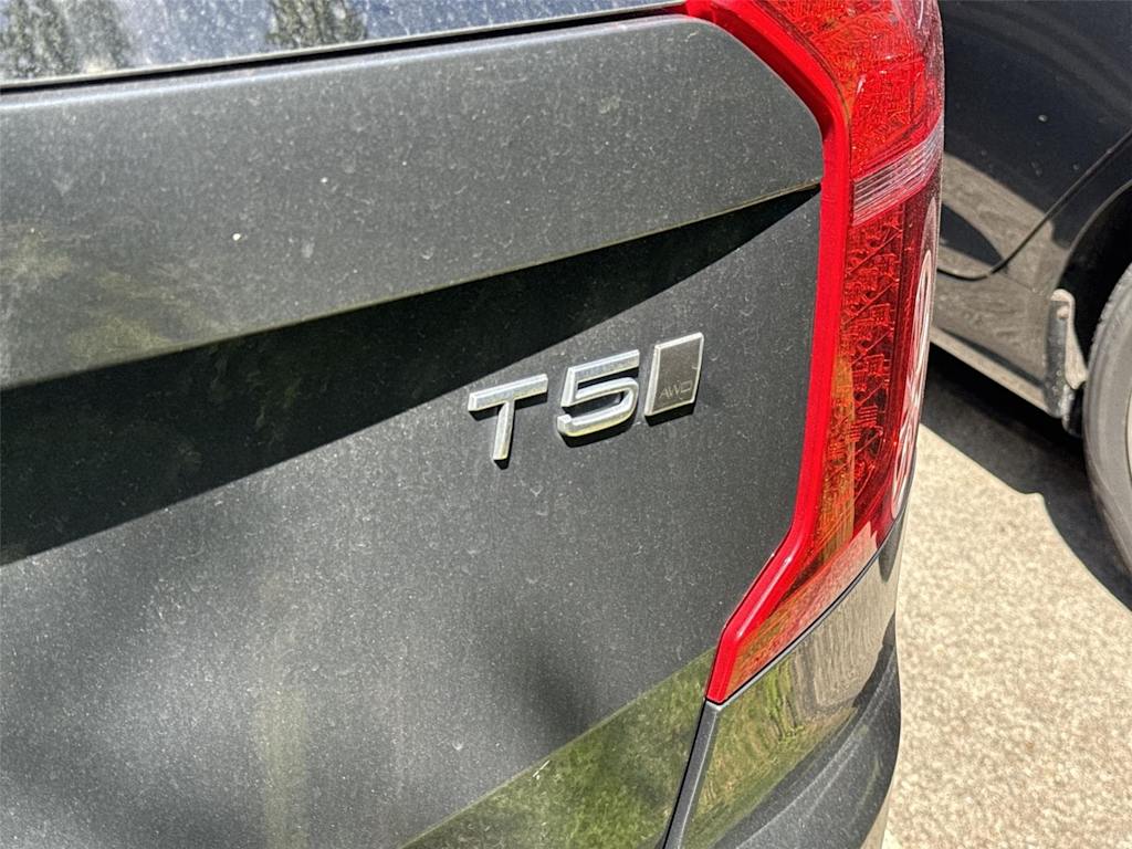 Thumbnail: 2021 Volvo XC90 - 14