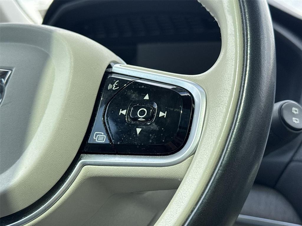 Thumbnail: 2021 Volvo XC90 - 19