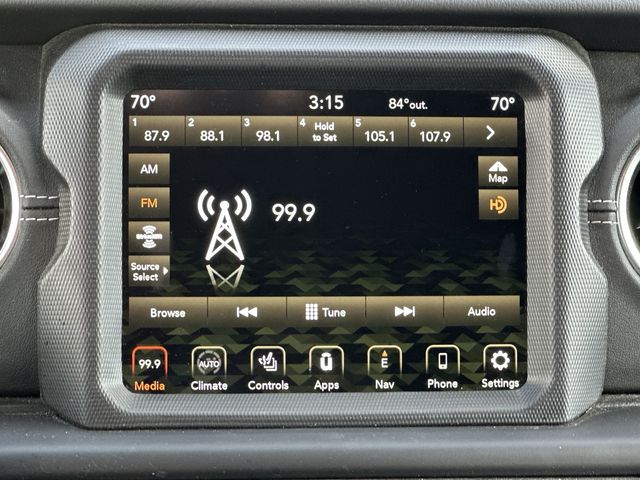 Thumbnail: 2022 Jeep Wrangler - 11