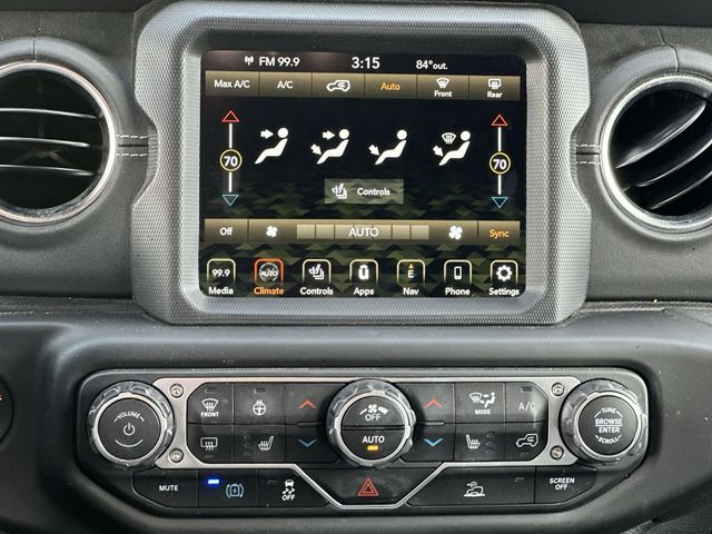 Thumbnail: 2022 Jeep Wrangler - 20