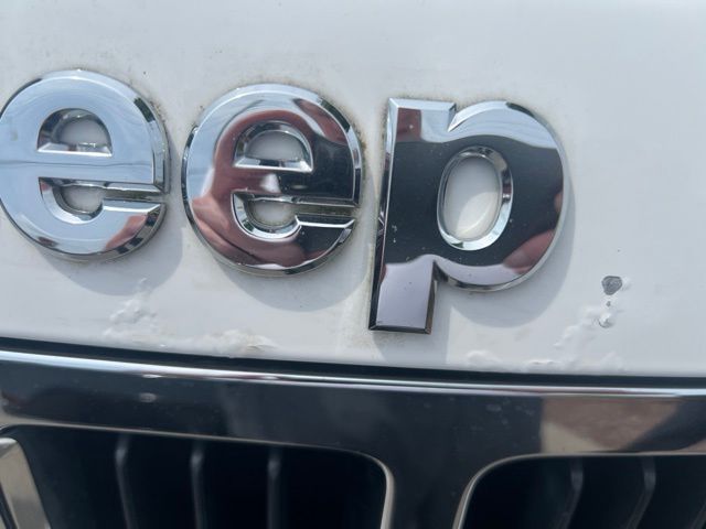 Thumbnail: 2013 Jeep Grand Cherokee - 2
