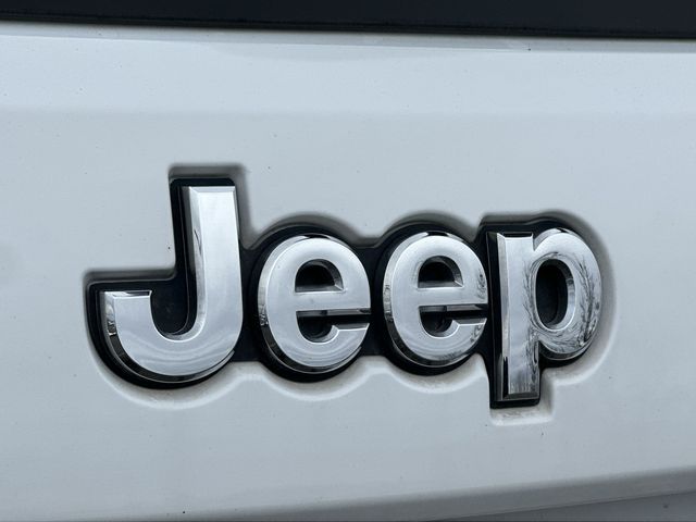 Thumbnail: 2020 Jeep Grand Cherokee - 7