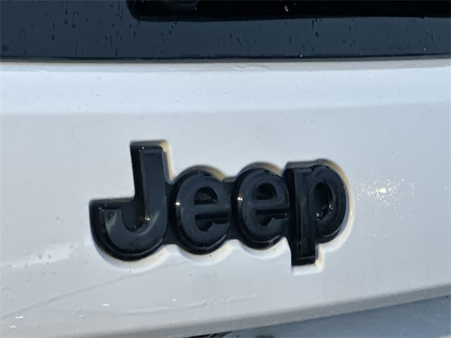 Thumbnail: 2020 Jeep Grand Cherokee - 24
