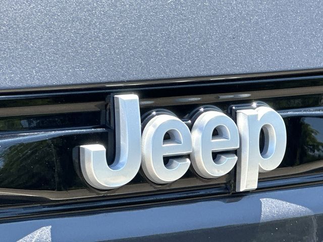 Thumbnail: 2024 Jeep Grand Cherokee - 7