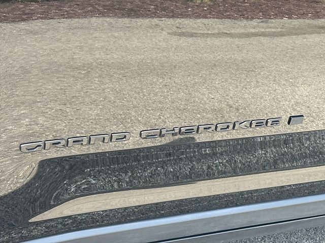 Thumbnail: 2025 Jeep Grand Cherokee - 31
