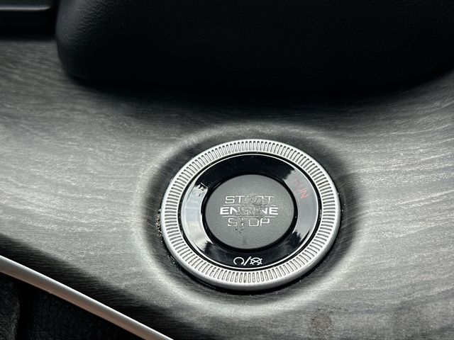 Thumbnail: 2023 Jeep Grand Cherokee - 22