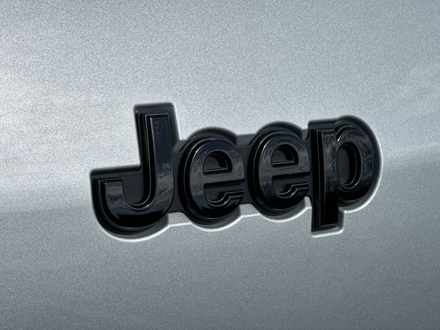 Thumbnail: 2023 Jeep Grand Cherokee L - 7