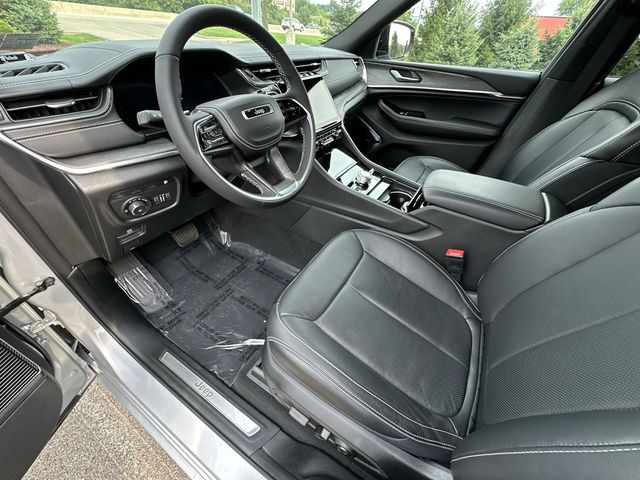 Thumbnail: 2023 Jeep Grand Cherokee - 11