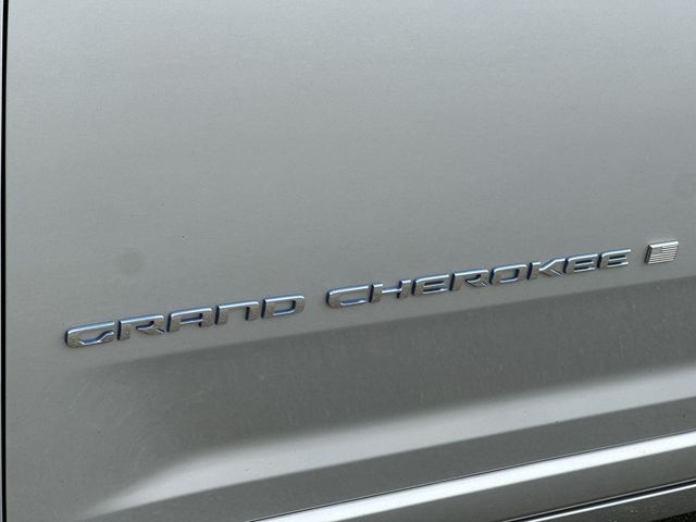 Thumbnail: 2023 Jeep Grand Cherokee - 31